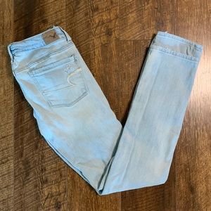 American Eagle Light Washed Distressed Skinny Jean